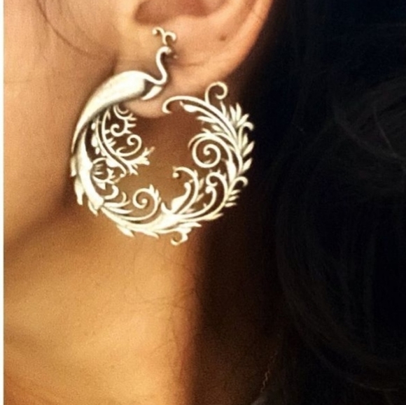 EARRINGS - Picture 2 of 2